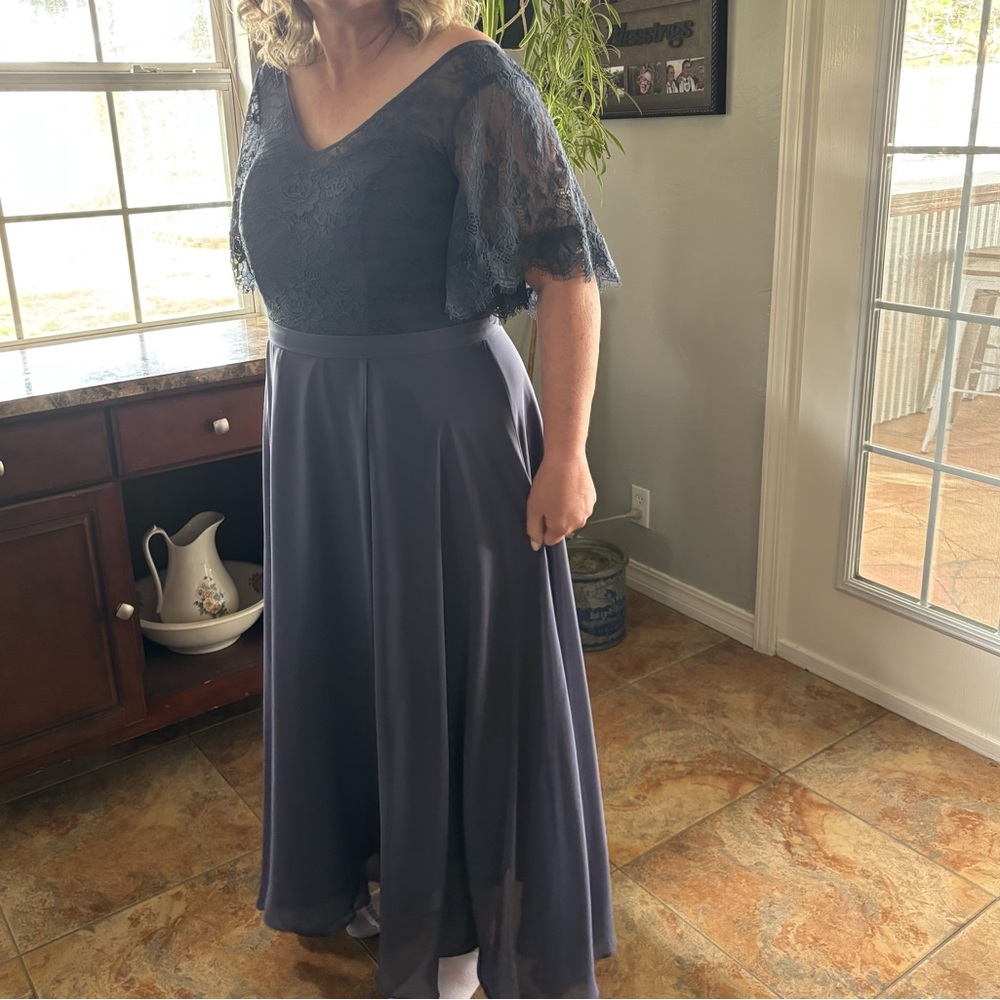 Elegant Navy Lace Overlay Skirt